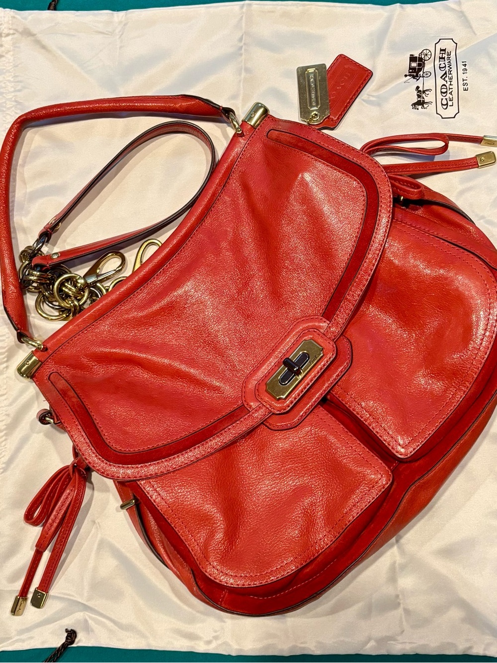 Coach Chelsea Flagship Leather Dowel Shoulder Bag with Gold-Tone Hardware